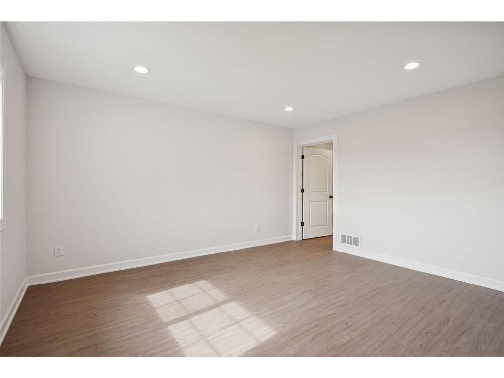 603 S Division Street Roberts WI 54023 6816879 image13