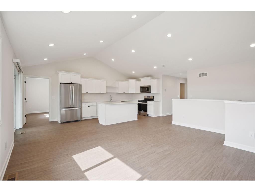 603 S Division Street Roberts WI 54023 6816879 image9