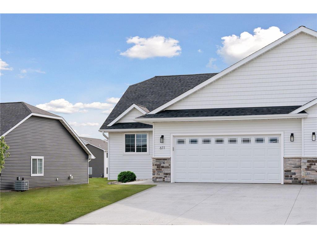 603 S Division Street Roberts WI 54023 7021525 image1