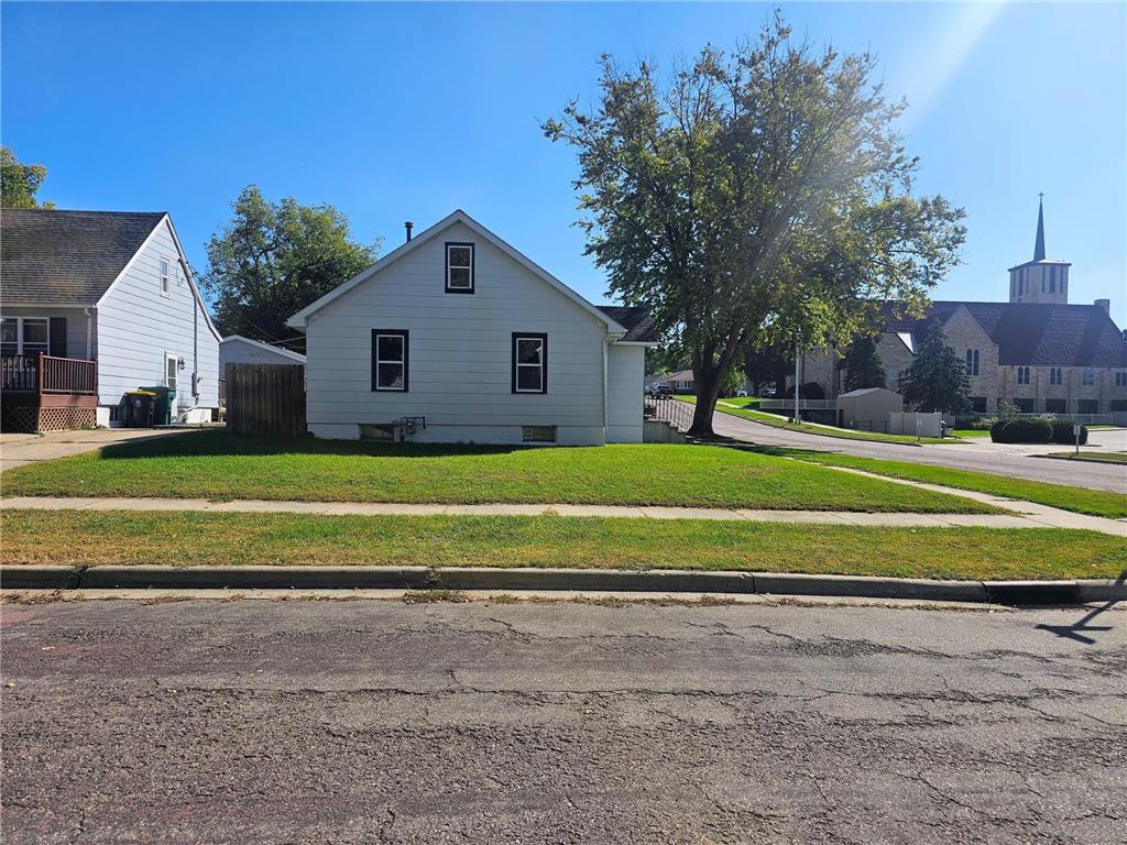 603 Webster Street Fairmont MN 56031 6794283 image6