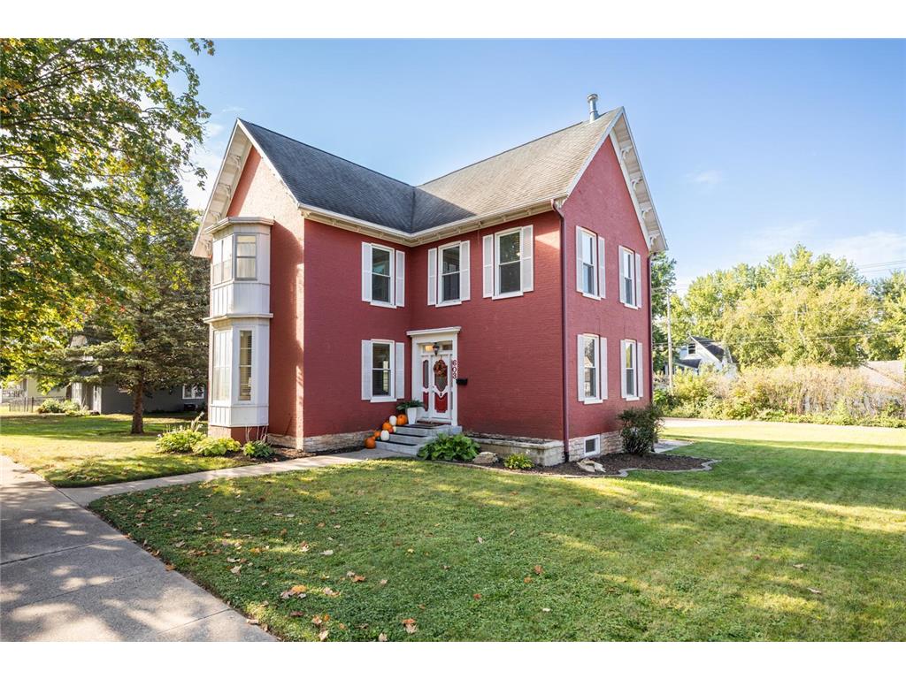 603 Winona Street SE Chatfield MN 55923 6603900 image1