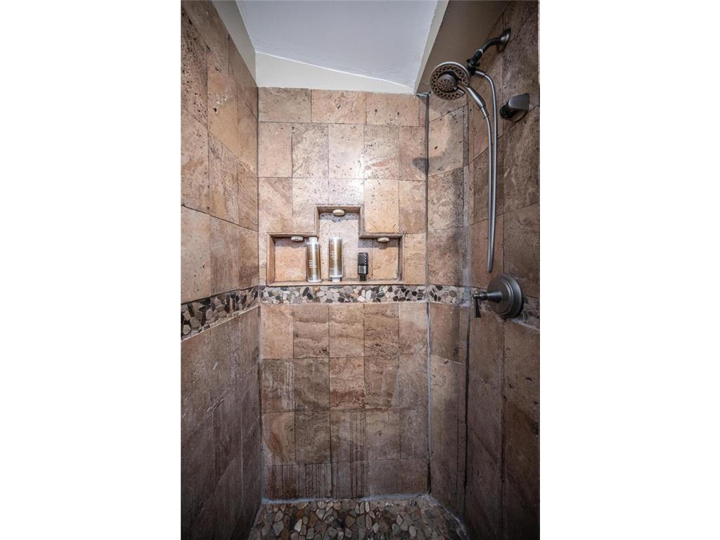 6030 Meadowood Court Savage MN 55378 7009527 image25