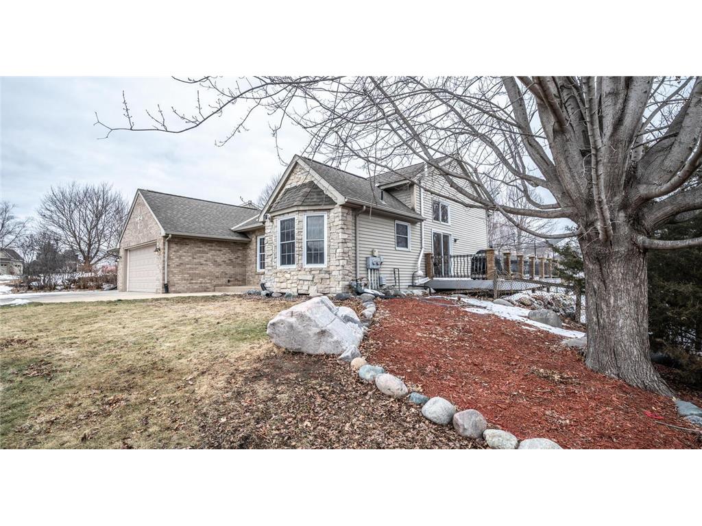 6030 Meadowood Court Savage MN 55378 7009527 image3