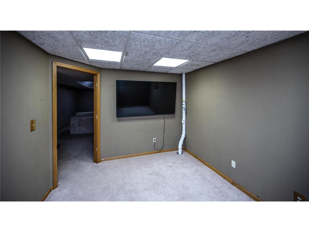 6030 Meadowood Court Savage MN 55378 7009527 image36