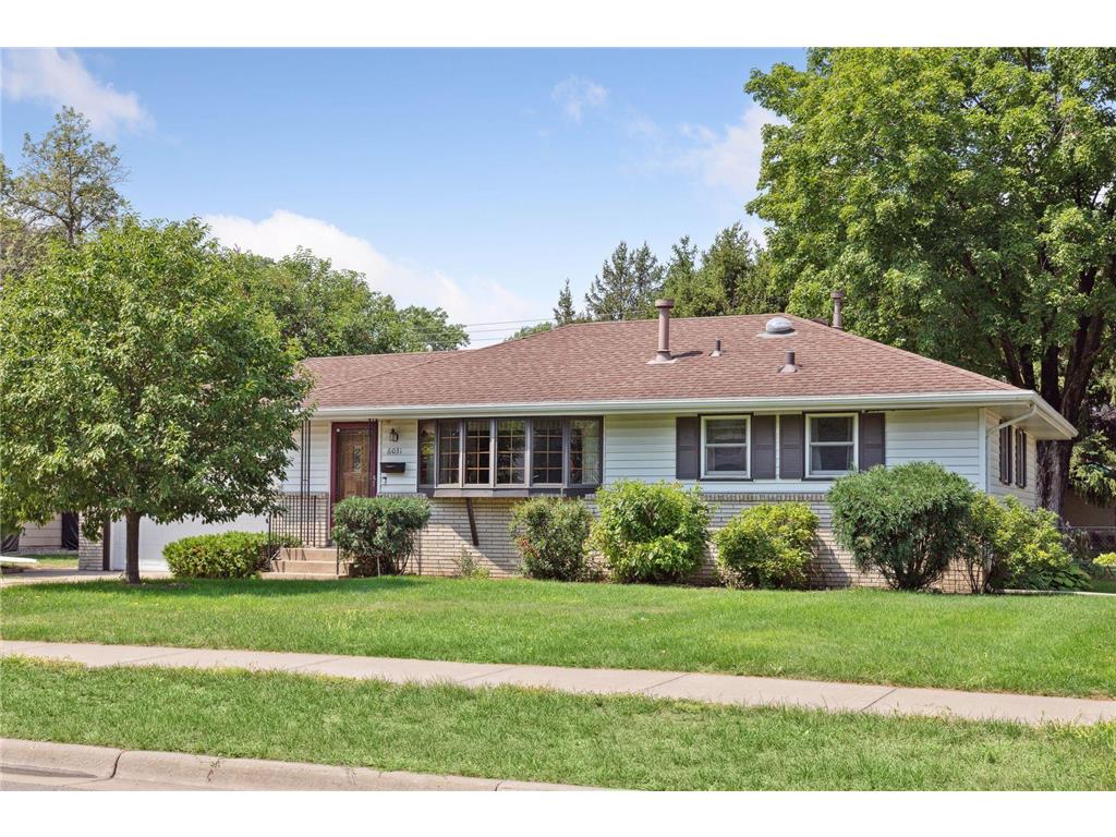 6031 June Avenue N Brooklyn Center MN 55429 6441552 image1