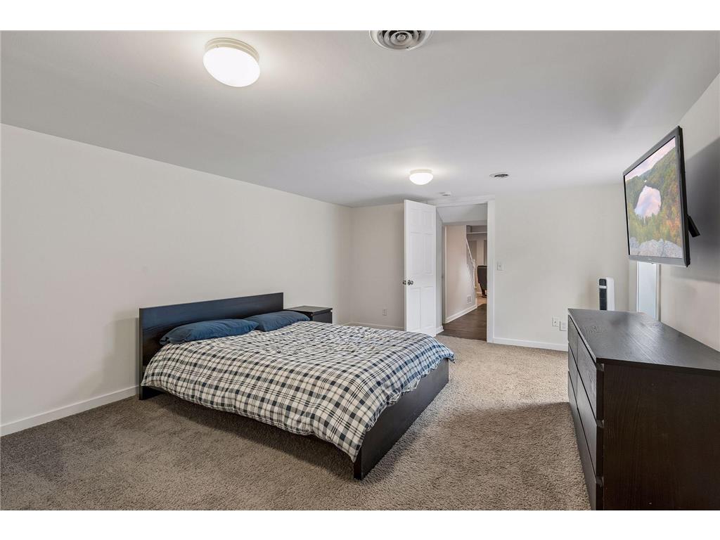6032 Knox Avenue S Minneapolis MN 55419 7094543 image17