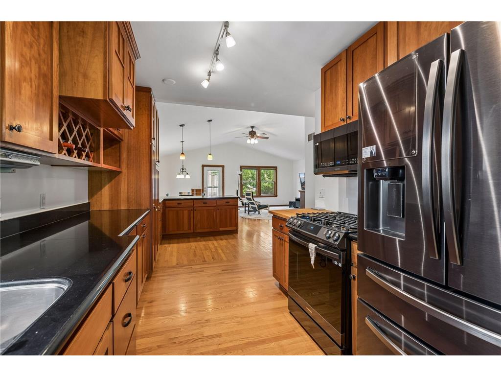 6032 Knox Avenue S Minneapolis MN 55419 7094543 image2