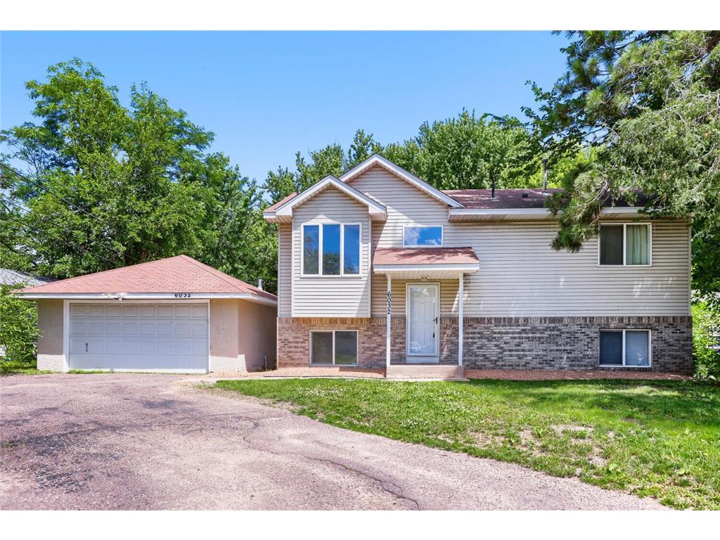 6032 Upper 51st Street N Oakdale MN 55128 7097769 image1