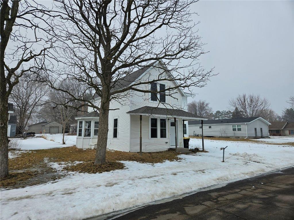 604 11th Street SW Little Falls MN 56345 6676532 image1