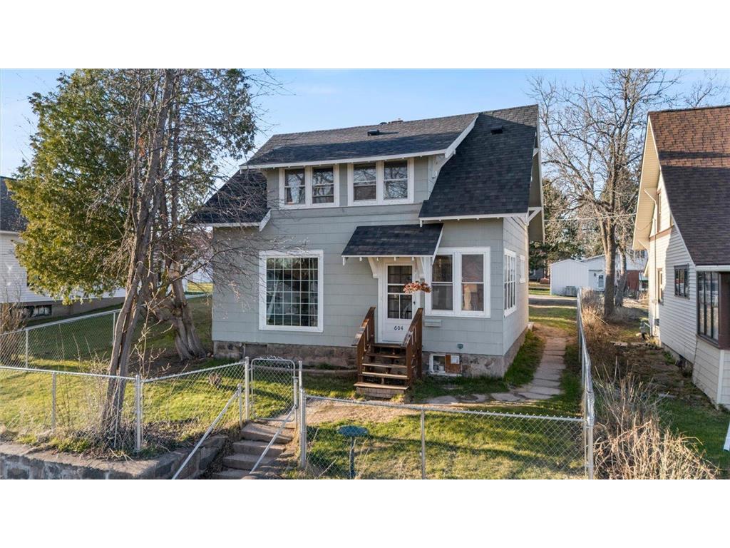 604 3rd Street NW Chisholm MN 55719 7059451 image1