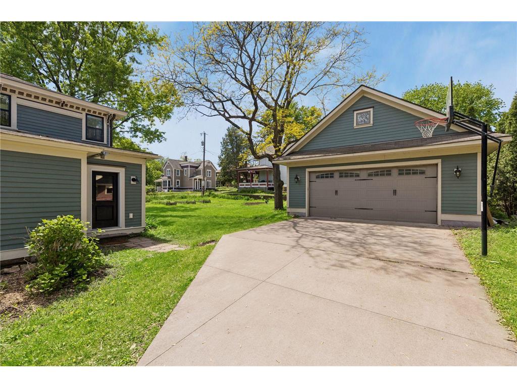604 4th Street N Stillwater MN 55082 7013002 image70