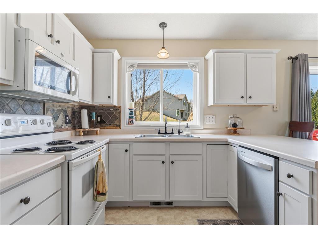 604 4th Street NE Byron MN 55920 7049836 image16