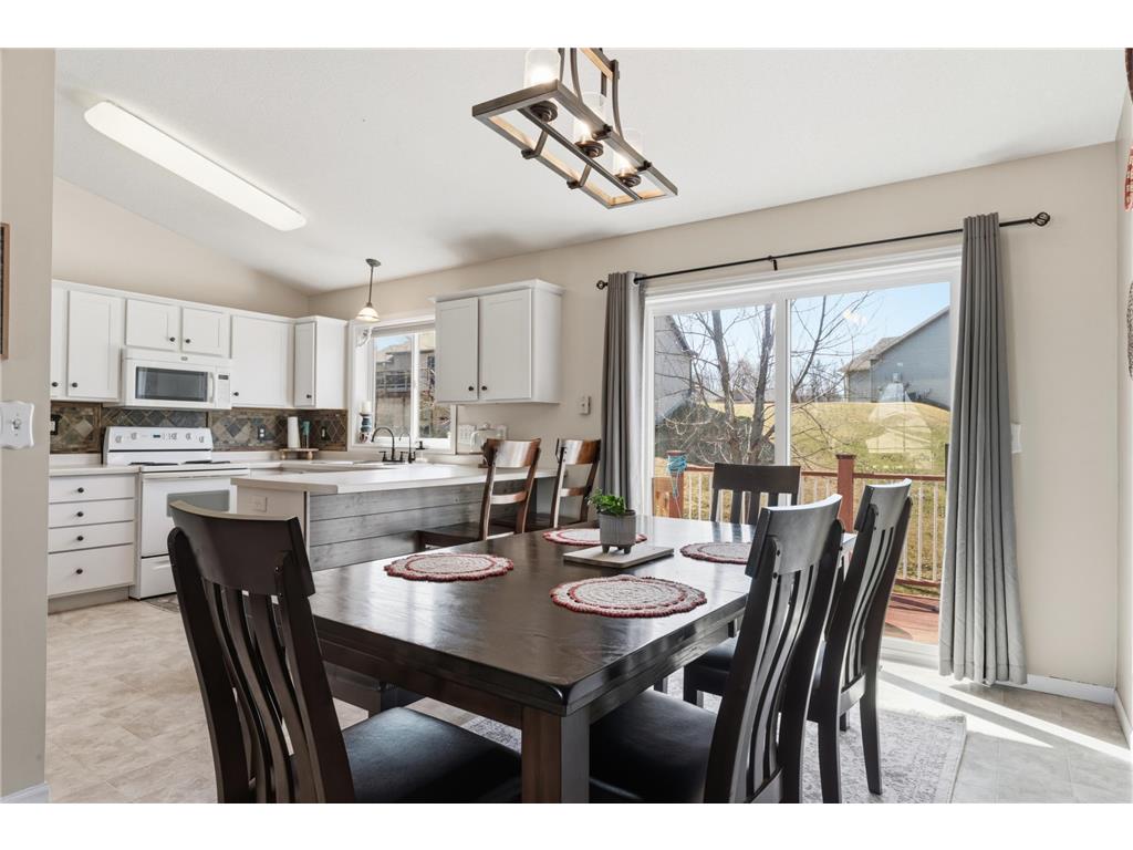 604 4th Street NE Byron MN 55920 7049836 image18