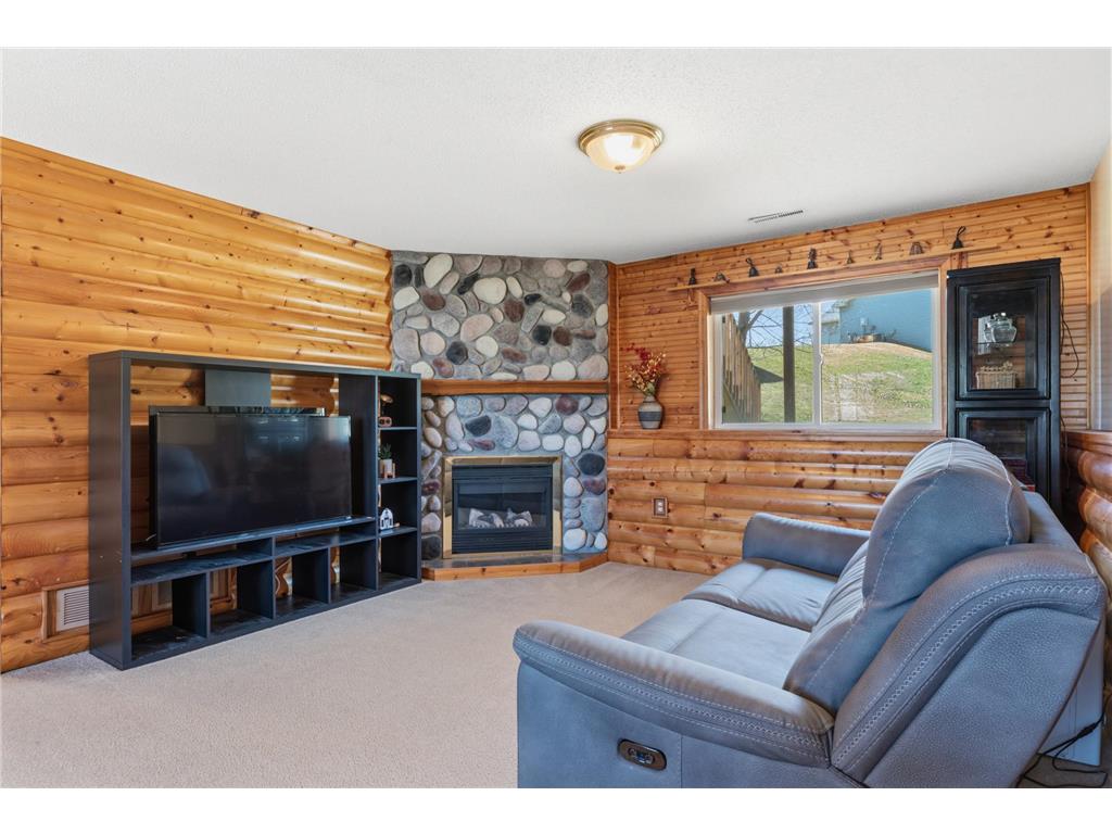 604 4th Street NE Byron MN 55920 7049836 image30