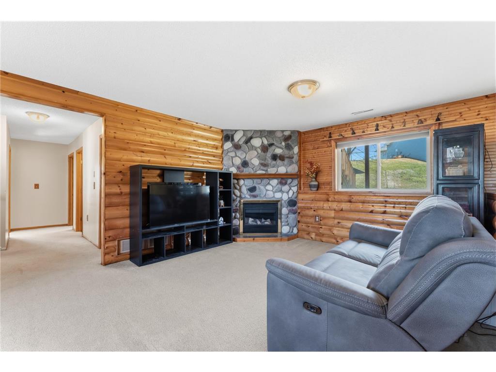 604 4th Street NE Byron MN 55920 7049836 image31