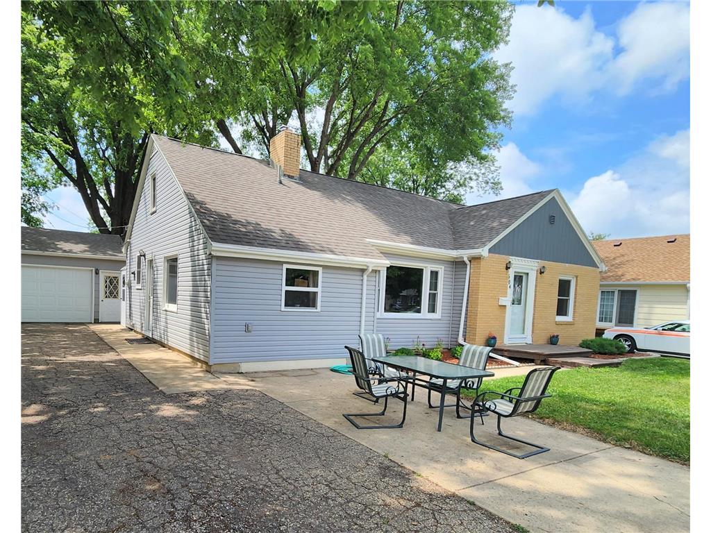 604 7th Avenue SW Pipestone MN 56164 6385126 image1