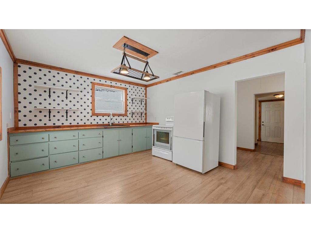 604 Atlantic Avenue N Herman MN 56248 6825654 image3