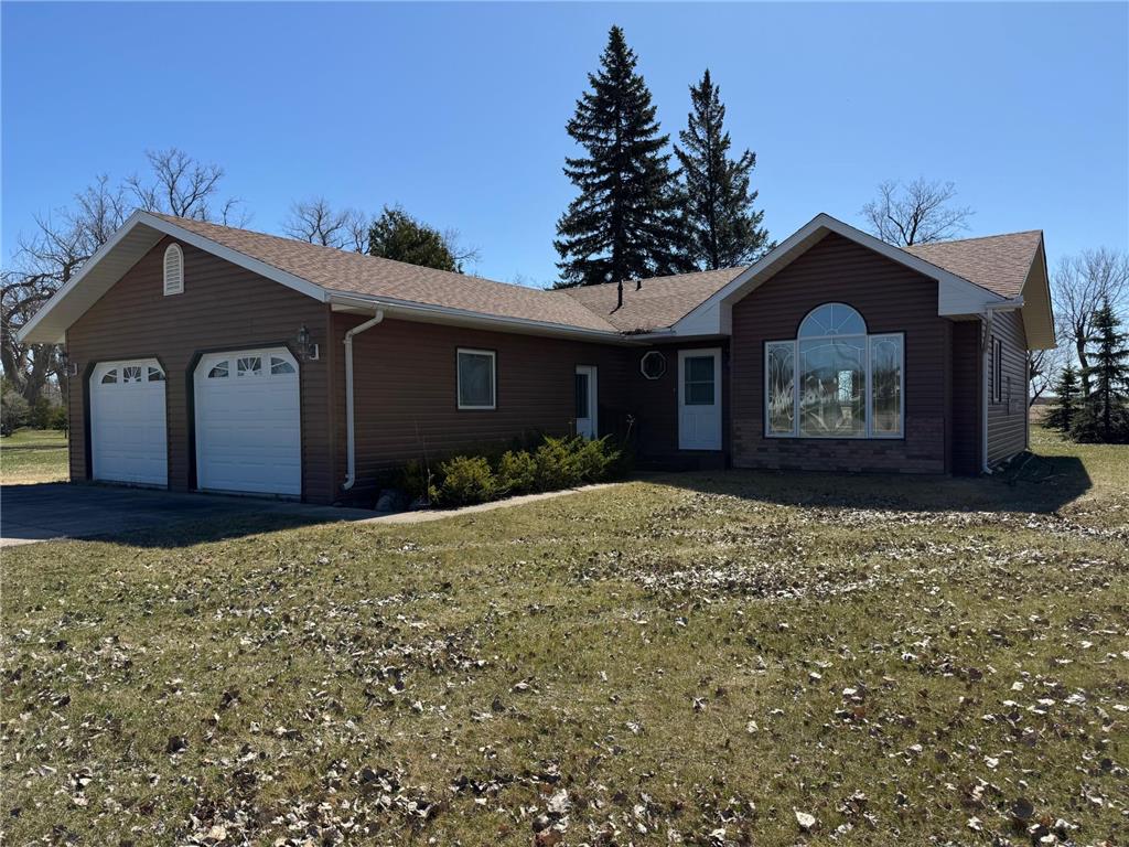 604 E University Avenue Badger MN 56714 6636716 image1