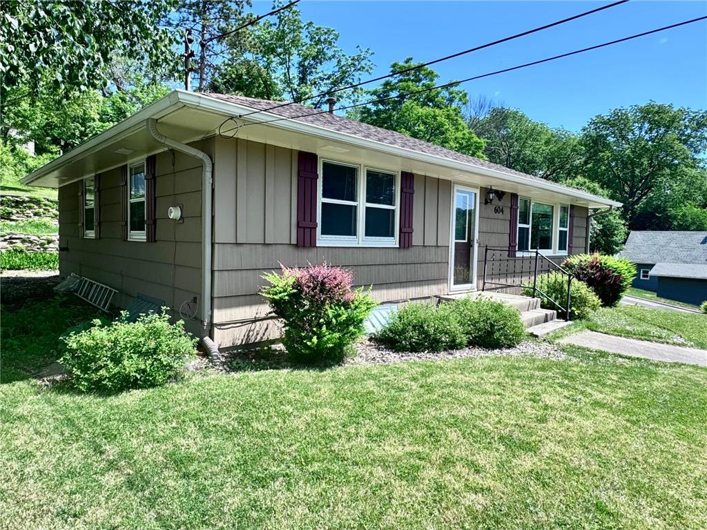 604 Hawthorn Street Red Wing MN 55066 7084591 image1