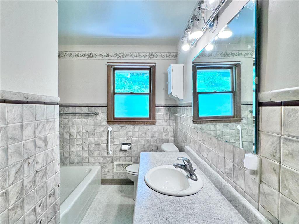 604 Hawthorn Street Red Wing MN 55066 7084591 image17