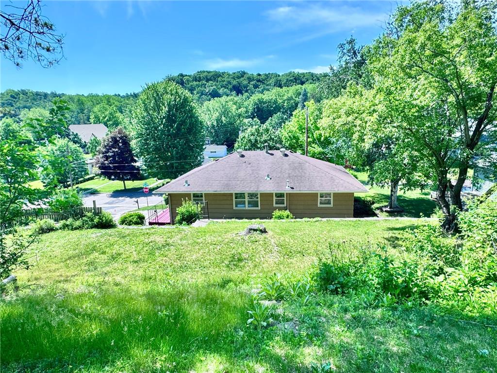 604 Hawthorn Street Red Wing MN 55066 7084591 image4