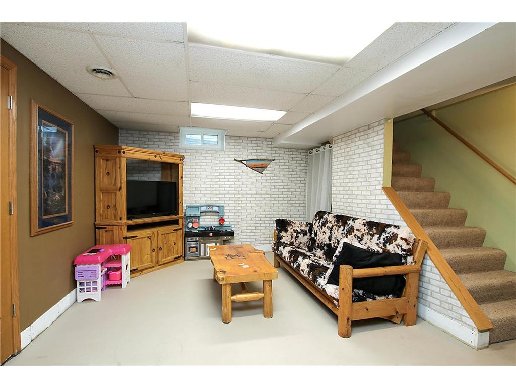 604 Hill Street W Saint Joseph MN 56374 7046201 image22