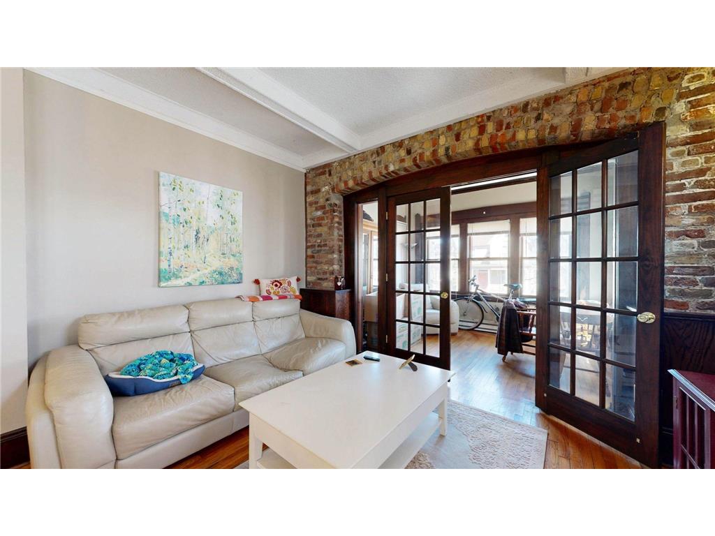 604 Holly Avenue #101 Saint Paul MN 55102 7048700 image1