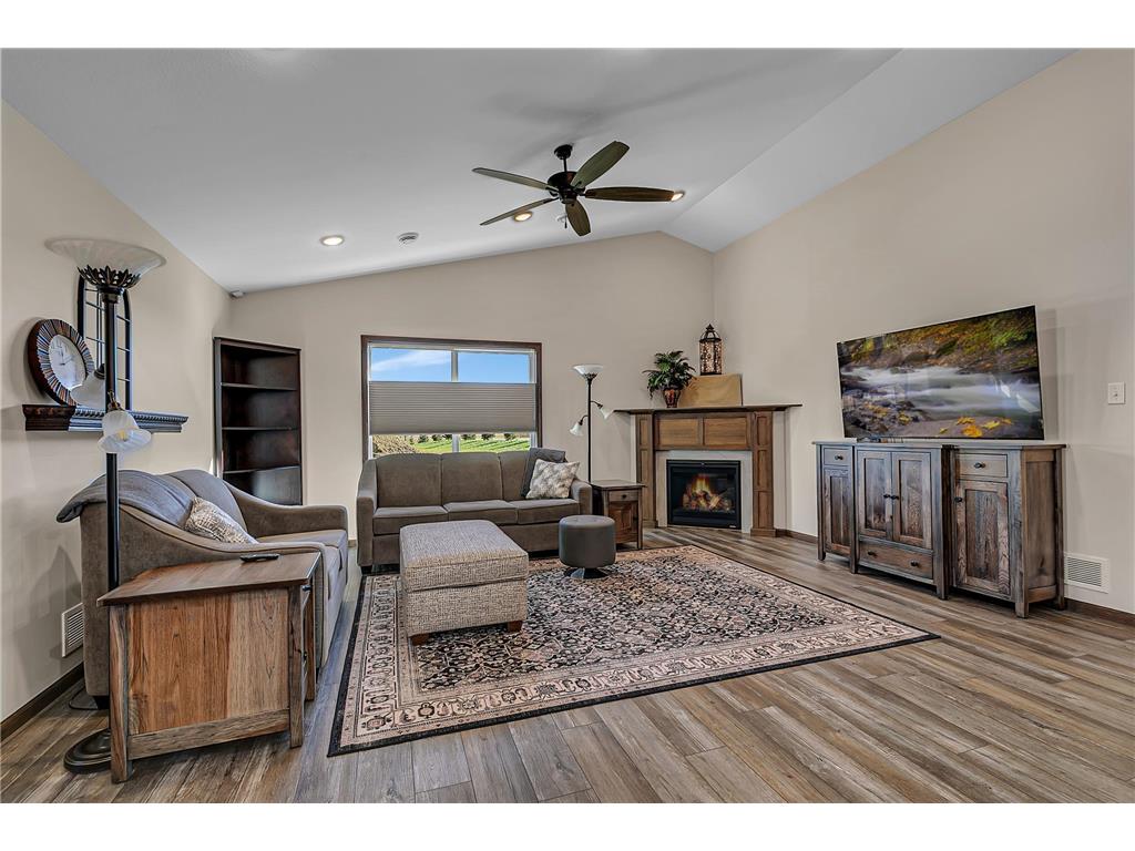 604 Lanigan Way SE Saint Joseph MN 56374 7033118 image14
