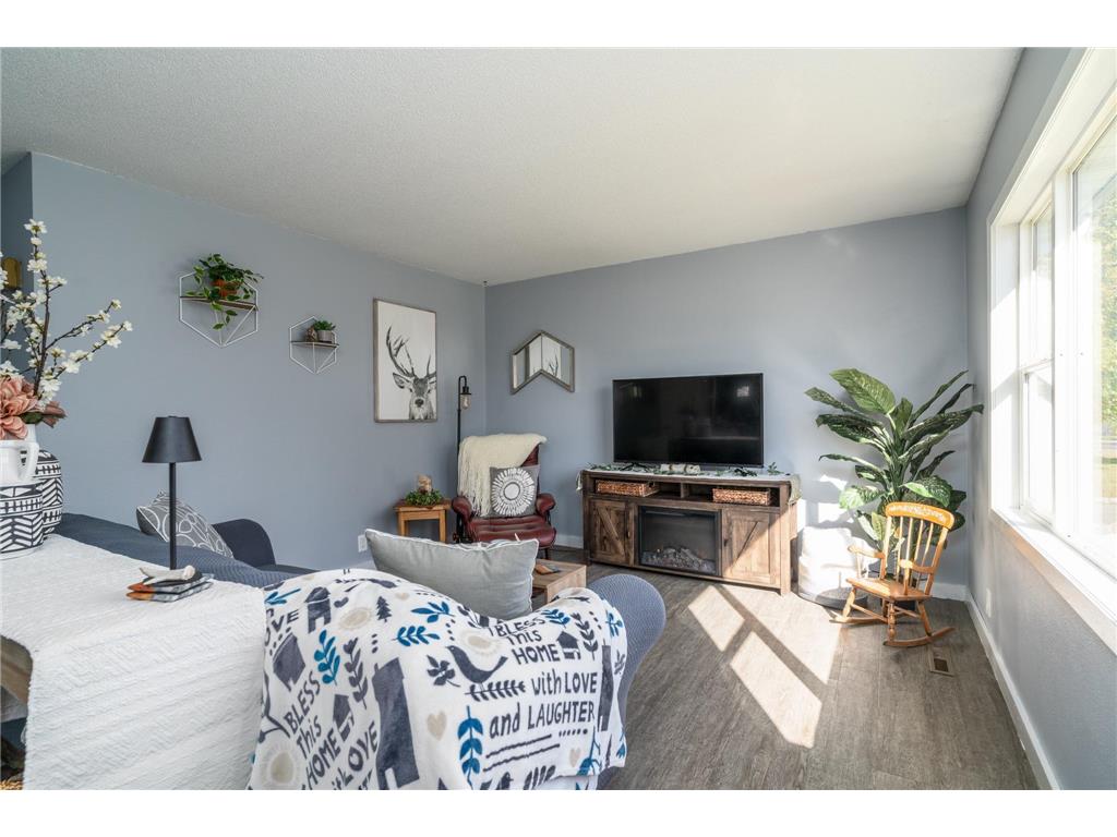 604 Lincoln Avenue Crookston MN 56716 6800695 image2