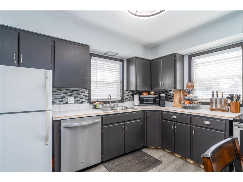 604 Lincoln Avenue Crookston MN 56716 6800695 image5