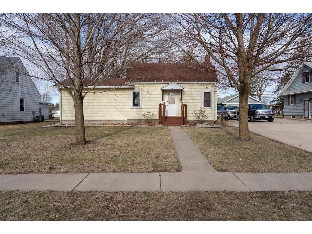 604 N Section Avenue Spring Valley MN 55975 6701161 image1