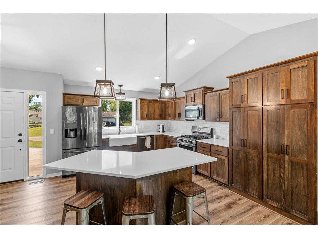 604 Nelson Lane Center City MN 55012 - Pioneer Lake 7083277 image3