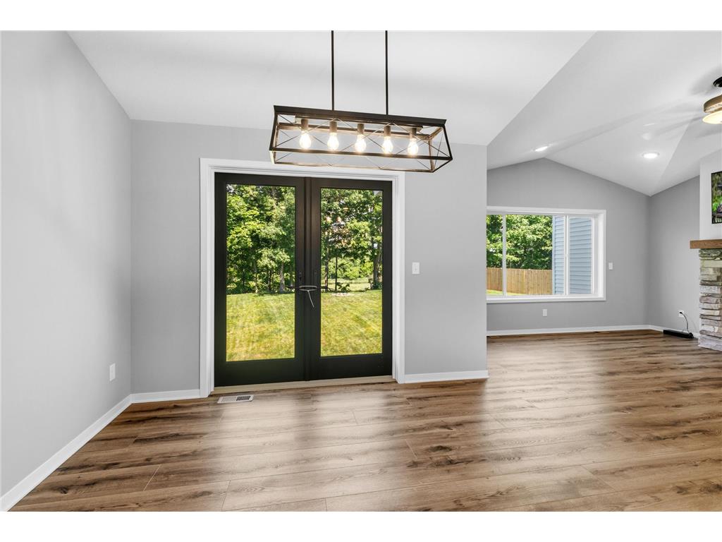 604 Nelson Lane Center City MN 55012 - Pioneer Lake 7083277 image4