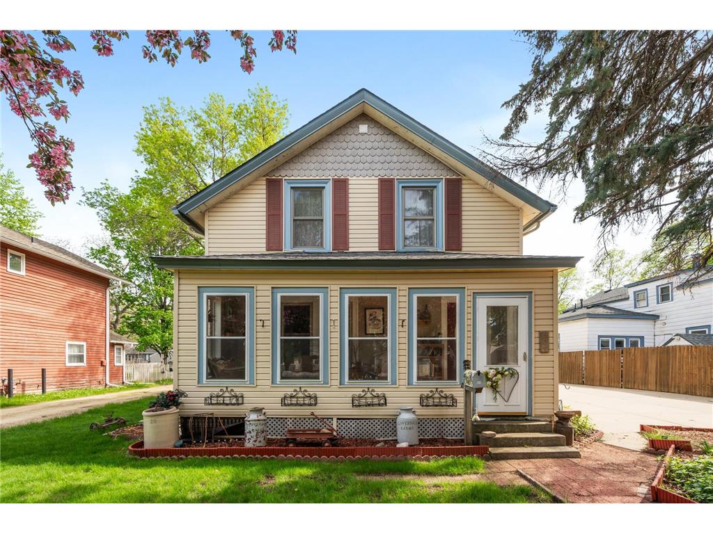 604 Oak Street Farmington MN 55024 6364859 image1