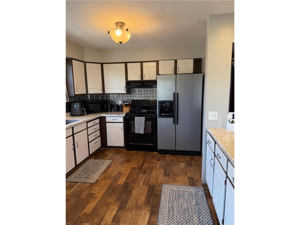 604 S Dekalb Street Redwood Falls MN 56283 7060468 image13