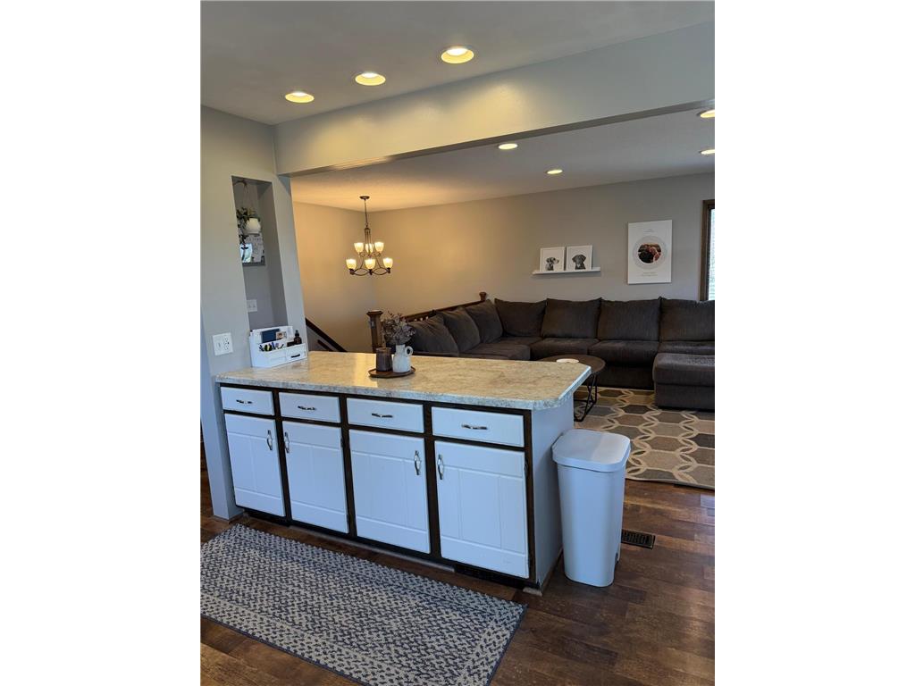604 S Dekalb Street Redwood Falls MN 56283 7060468 image14