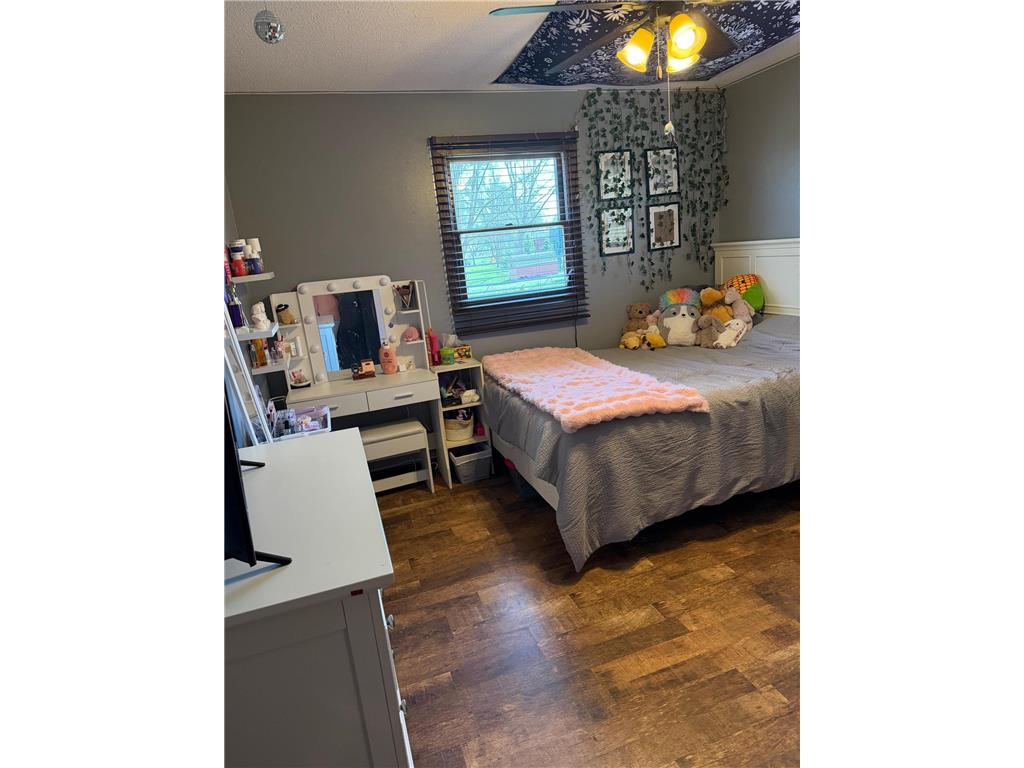 604 S Dekalb Street Redwood Falls MN 56283 7060468 image23