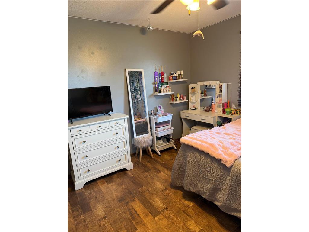 604 S Dekalb Street Redwood Falls MN 56283 7060468 image24