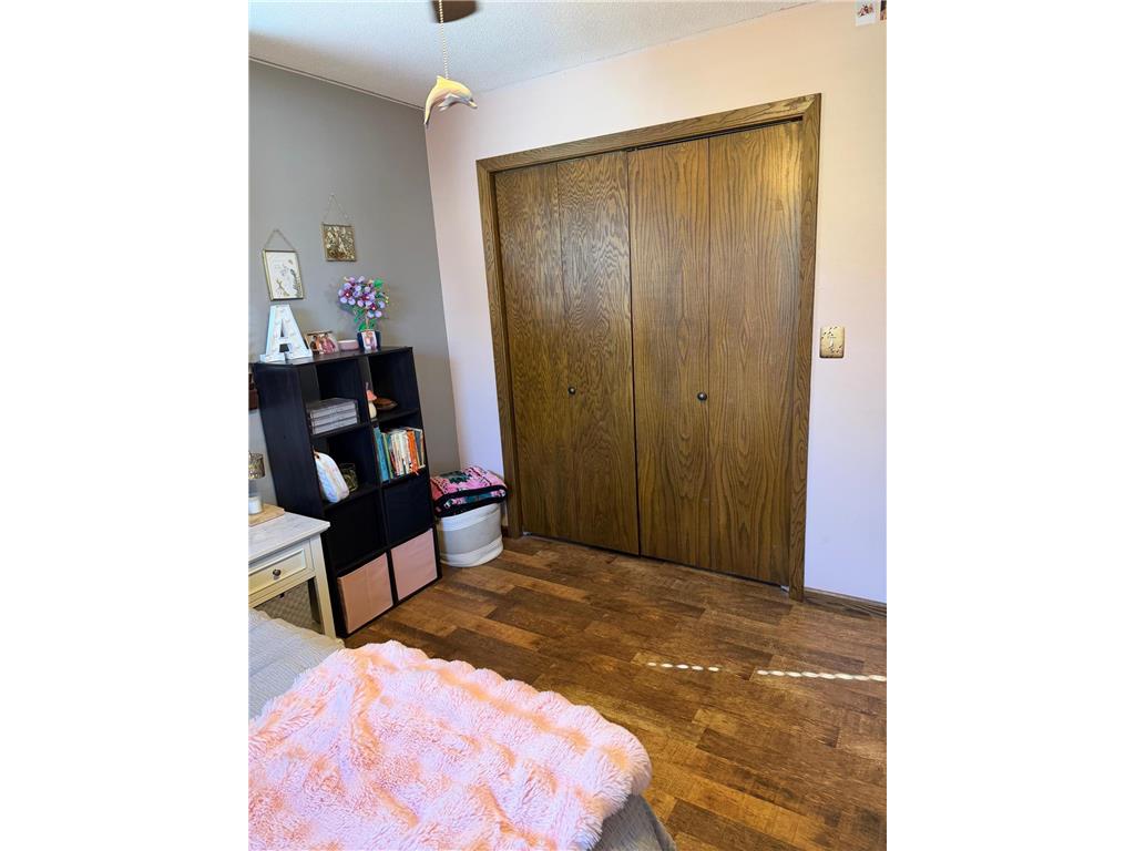 604 S Dekalb Street Redwood Falls MN 56283 7060468 image25