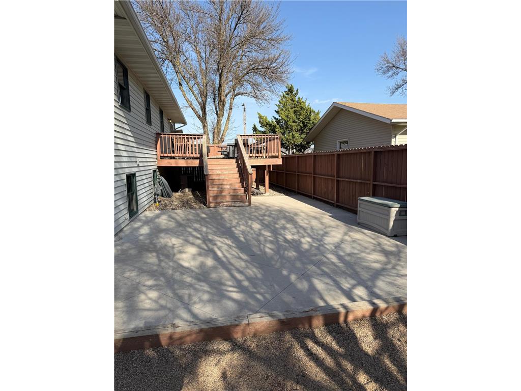 604 S Dekalb Street Redwood Falls MN 56283 7060468 image47