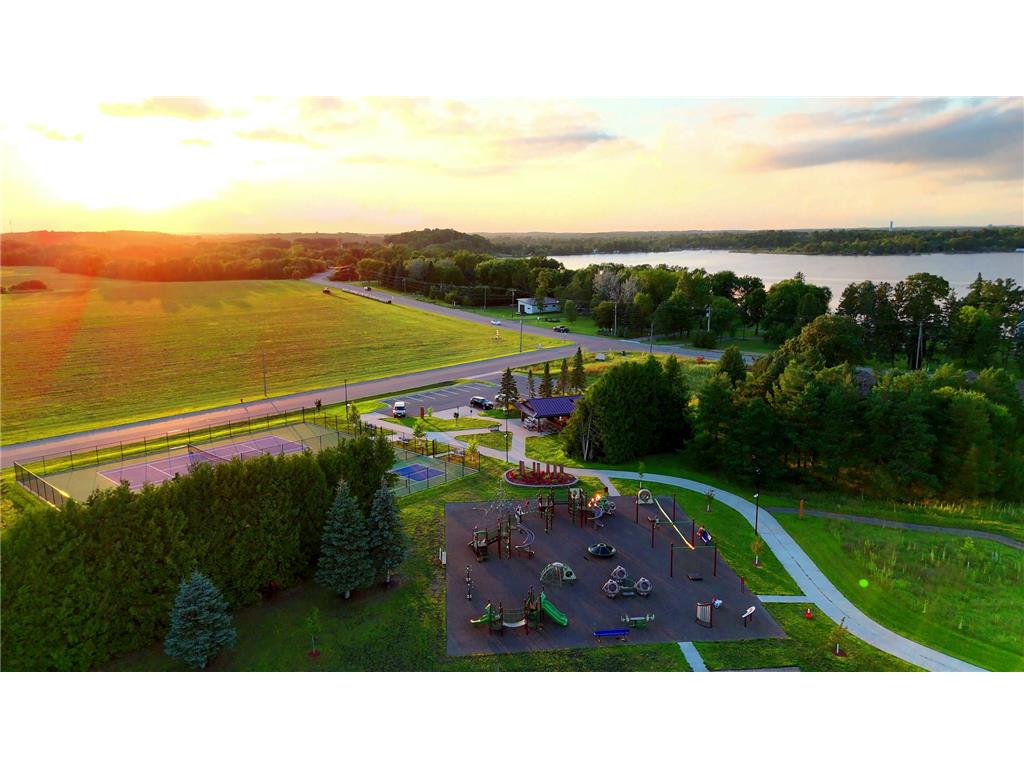 604 S Shore Drive Detroit Lakes MN 56501 - Detroit 6773647 image10