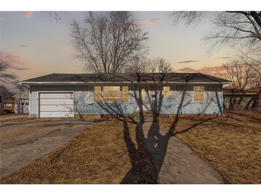 604 Southview Drive Marshall MN 56258 6678924 image1