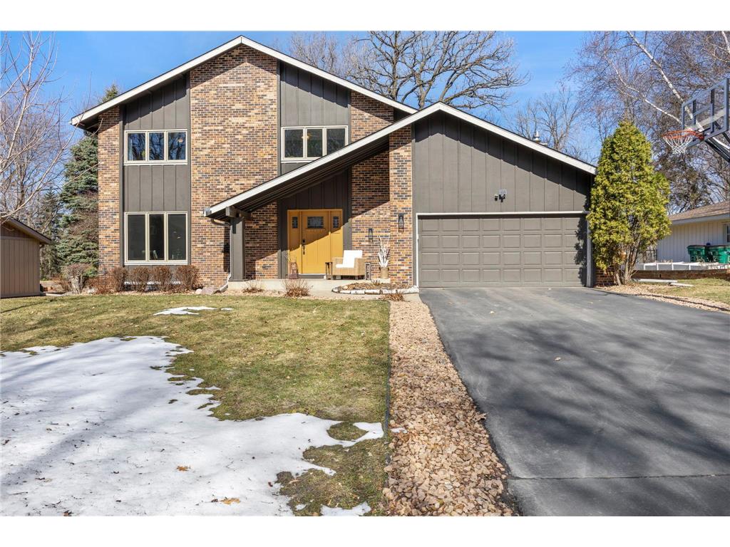 604 Thoreau Drive Burnsville MN 55337 7033308 image1