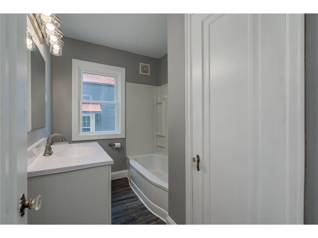 604 W Brooks Street Arlington MN 55307 7050613 image21