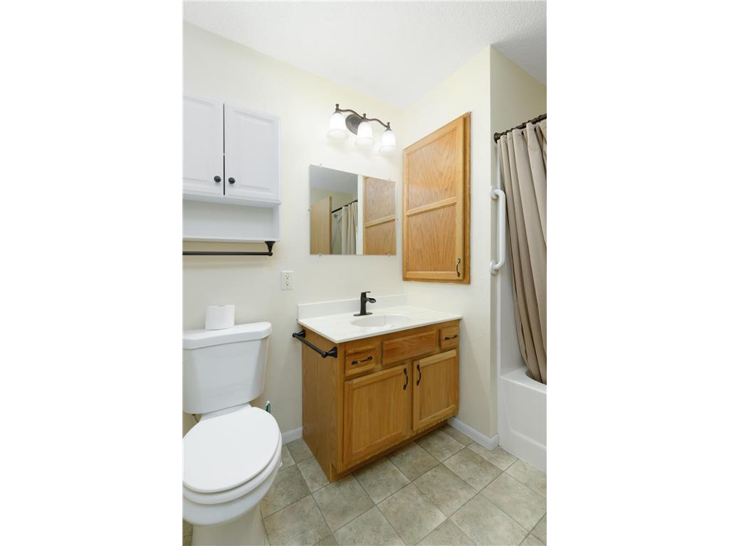 604 and 606 N Pickle Street Hewitt MN 56453 7110901 image10