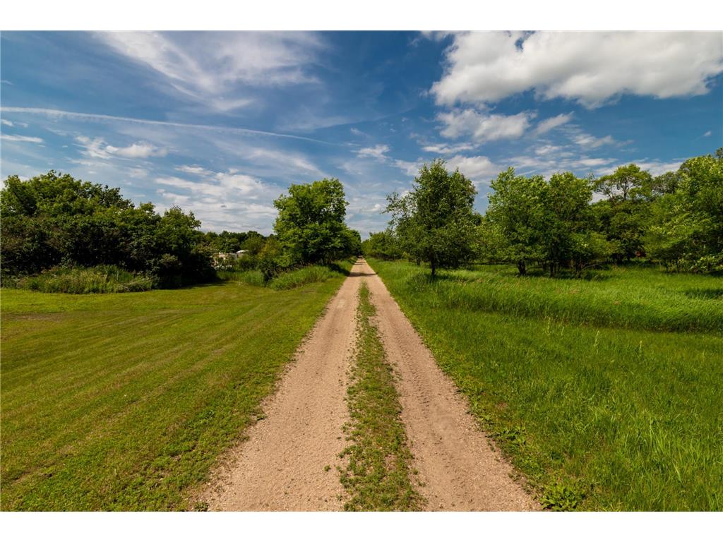 604 and 606 N Pickle Street Hewitt MN 56453 7110901 image17