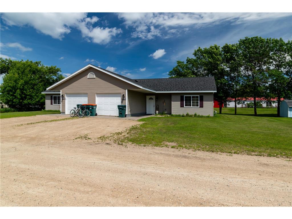 604 and 606 N Pickle Street Hewitt MN 56453 7110901 image2