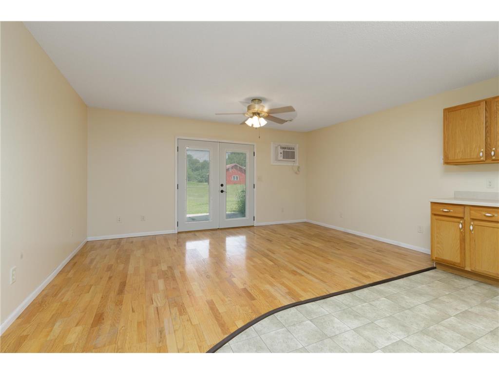 604 and 606 N Pickle Street Hewitt MN 56453 7110901 image5