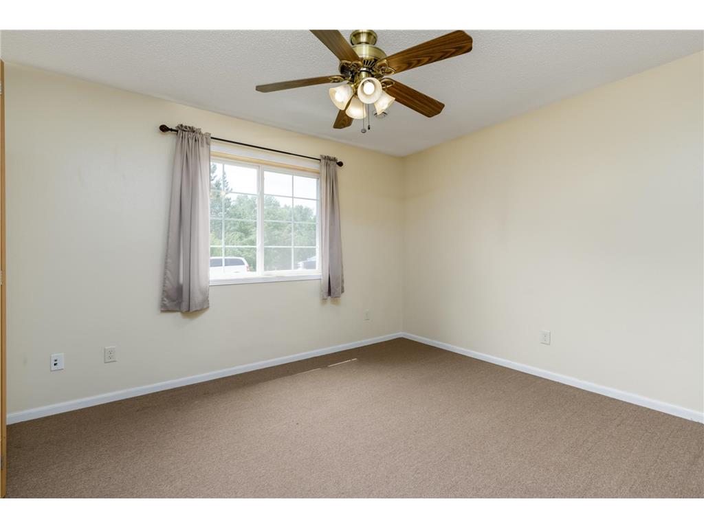 604 and 606 N Pickle Street Hewitt MN 56453 7110901 image8