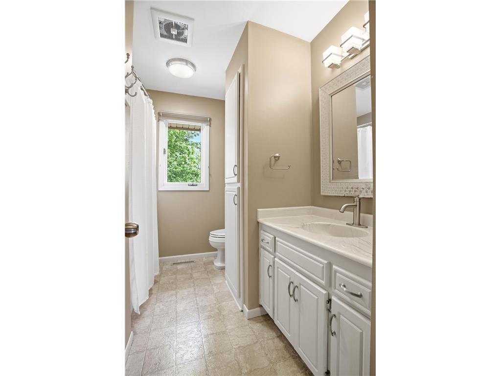 6040 111th Avenue N Champlin MN 55316 7072533 image11
